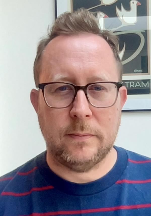 Dr Paul Quinton